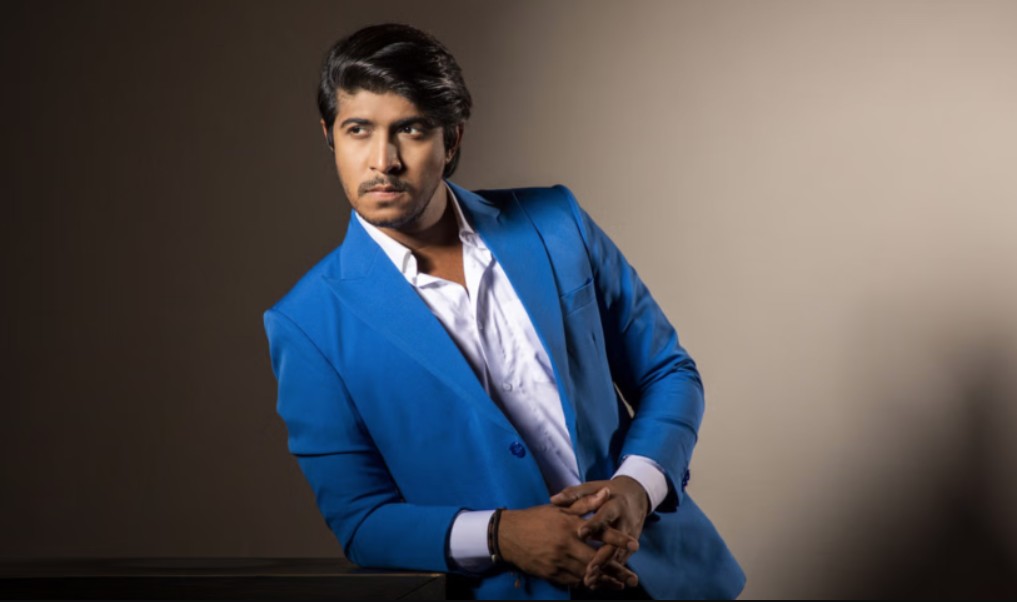 Bangladeshi Celebrities Who Are Die Hard Football Fans